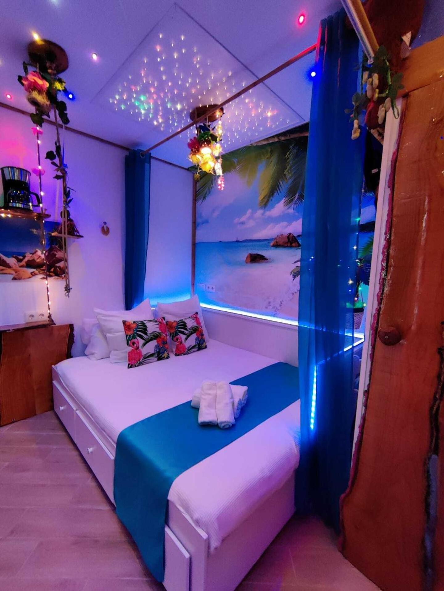 Wonder Room Paraiso Magico Habitacion Nerja Dış mekan fotoğraf